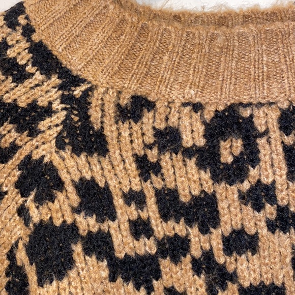 Old Navy NEW Woman Thick Brown Leopard Print Pullover Crew Neck Sweater Size XL - Picture 2 of 5